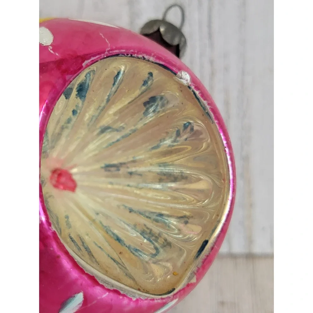 Vintage reflective indent pink daisy flower glass ball ornament Xmas unique